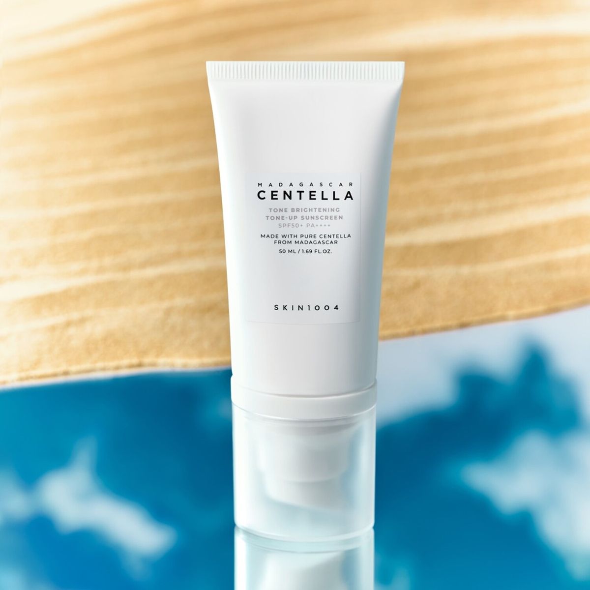 SKIN1004 Madagascar Centella Tone Brightening Tone-Up Sunscreen SPF50+ Pa - سنتيلا واقي شمسي مفتح وموحد للون البشرة