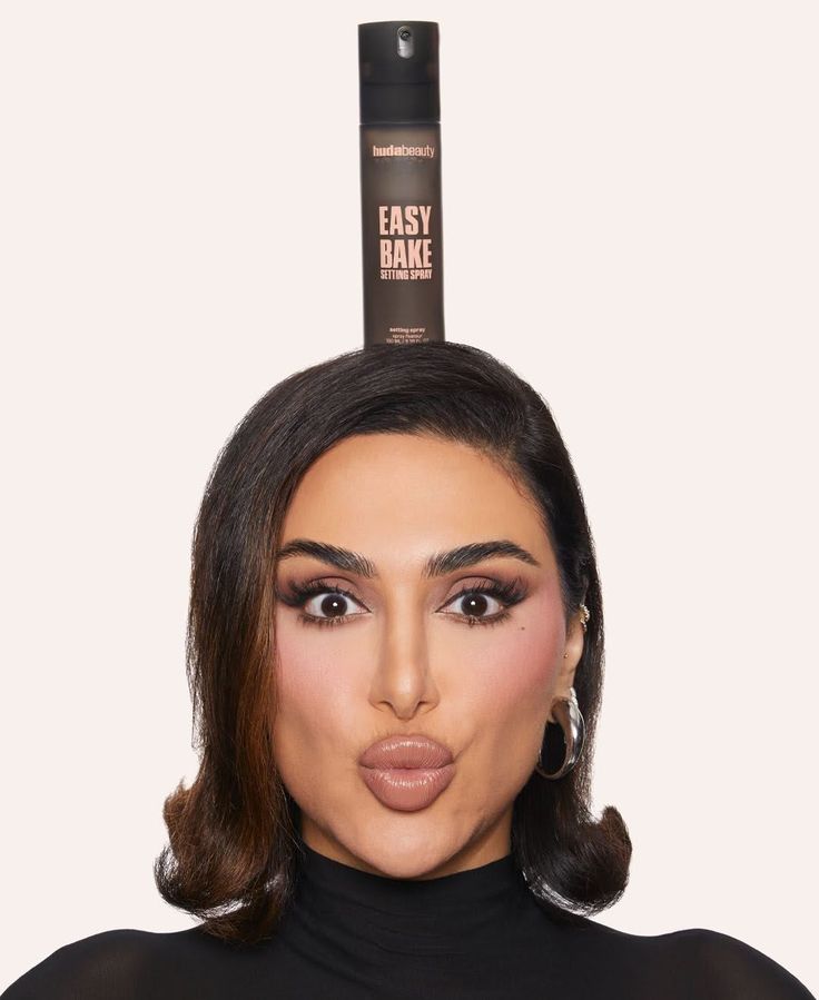 Huda beauty easy bake setting spray 30 ml - بخاخ مثبت المكياج من هدى بيوتي