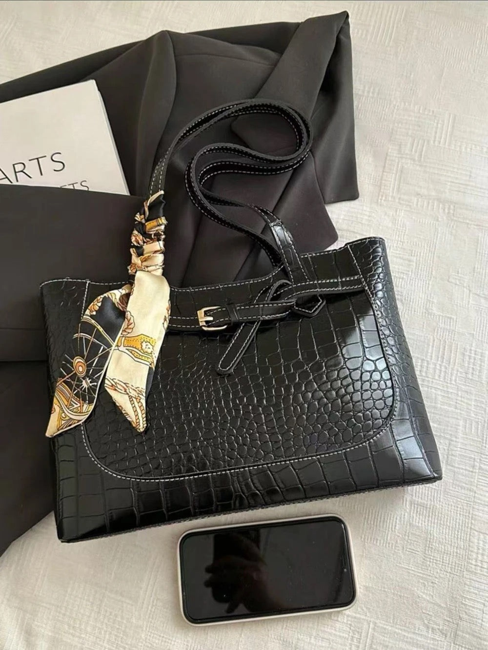 Luxury and Practical Leather Women's Shoulder Bag