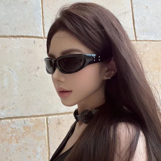 نظارة شمسية رياضية بيضاوية بأسلوب