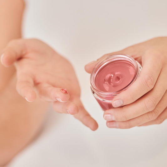 EMBRYOLISSE RADIANT COMPLEXION CREAM (ROSE GLOW) 50ml - كريم نضارة وتوهج البشرة الوردي من امبريوليس (محارب لإرهاق البشرة)