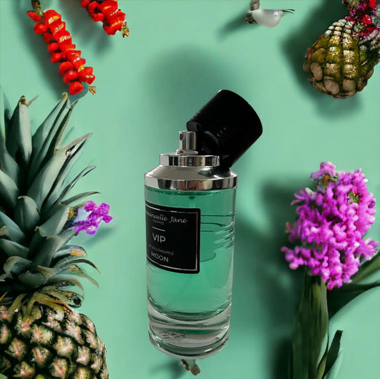 Emmanuelle Jane - VIP Moon (Eau De Parfum) 90ml [للجنسين] - عطر إيمانويل جين بنكهة الفانيليا والزهور والمسك