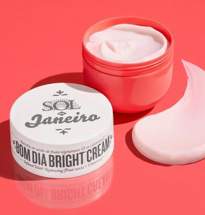 Sol de Janeiro Bom Dia Bright - زبدة البشرة مرطبة للجسم
