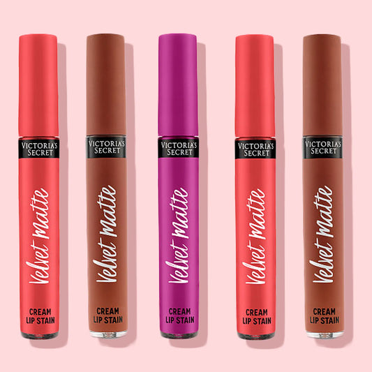 Victoria's secret velvet matte lip kit - فكتوريا سيكرت مجموعة أحمر الشفاه المخملي غير اللامع